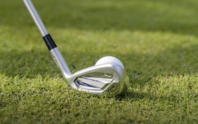 The New JPX925 Series From Mizuno